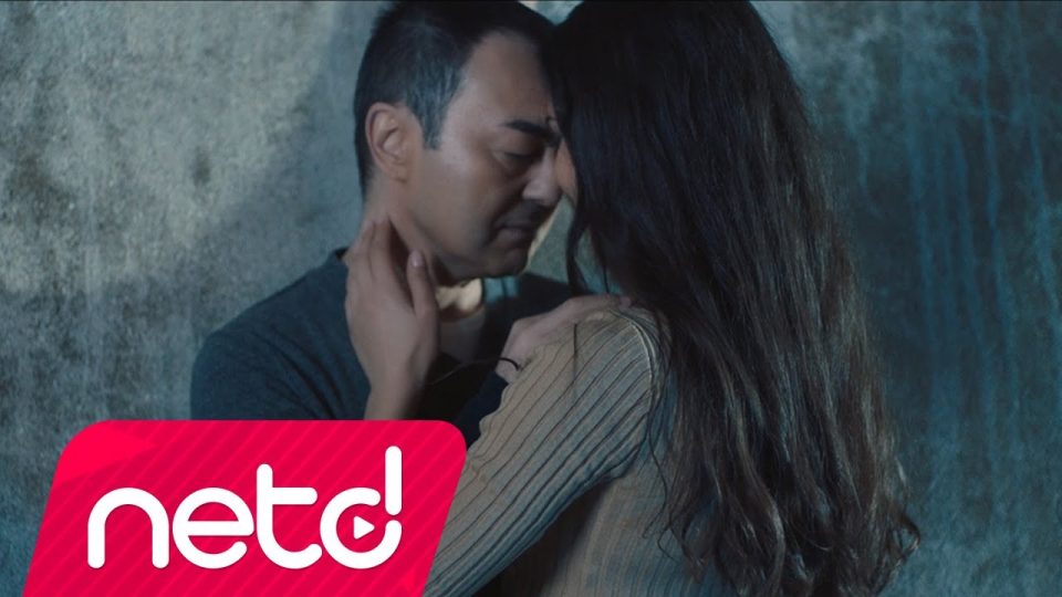 Serdar Ortaç - Yalnız Şehir Şarkı Sözleri