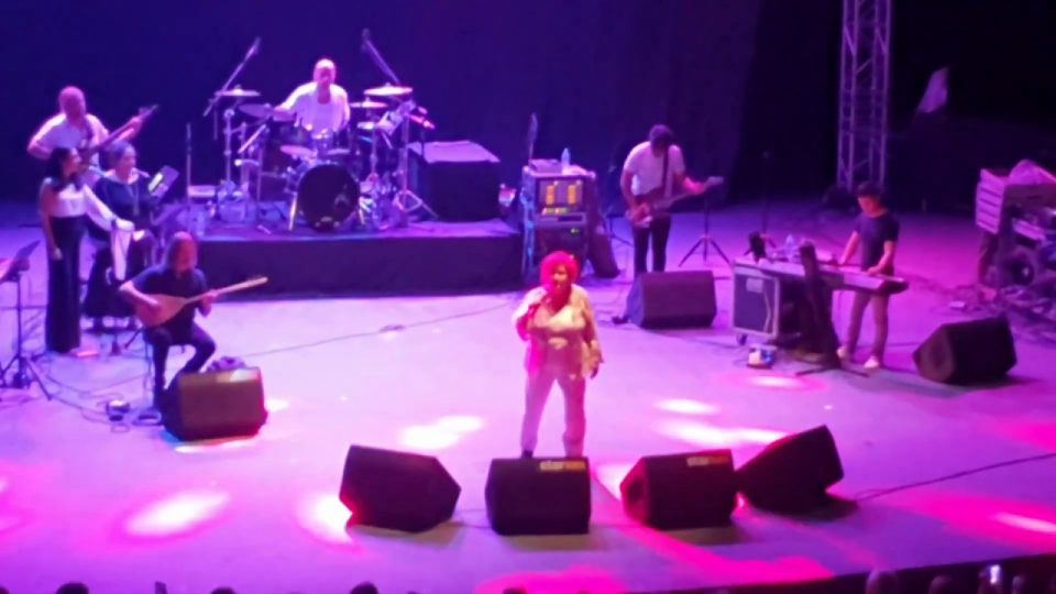 Neredesin Sen - Selda Bağcan Konseri Konyaaltı Açıkhava Tiyatrosu 2019 Canlı Performans