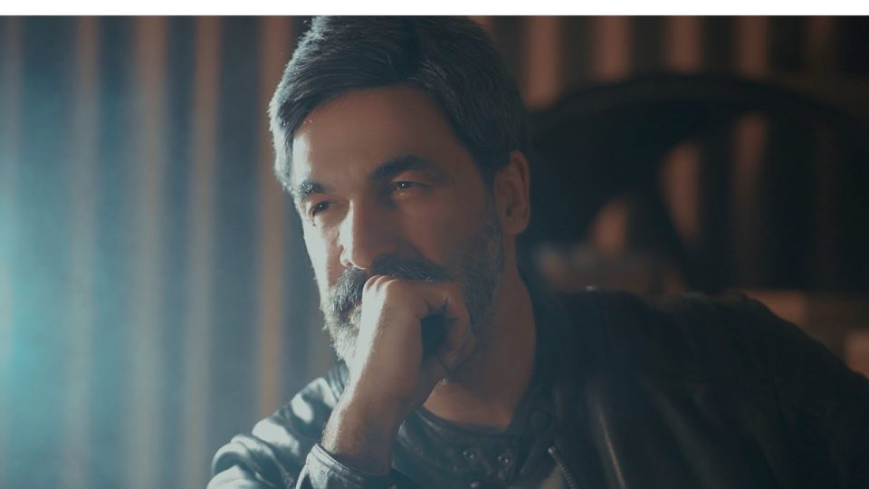 Uğur Işılak - Bozdum Dünyayla Arayı Şarkı Sözleri