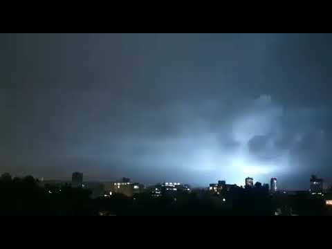 Mexico Earthquake - Strange bursts of light in the sky - What's going on ?