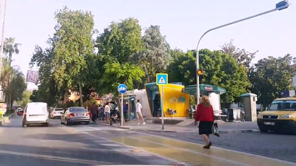 Konyaaltı Cad. Dönerciler Işıklar Perge Bulvarı Antalya Şehir Turu 5/9