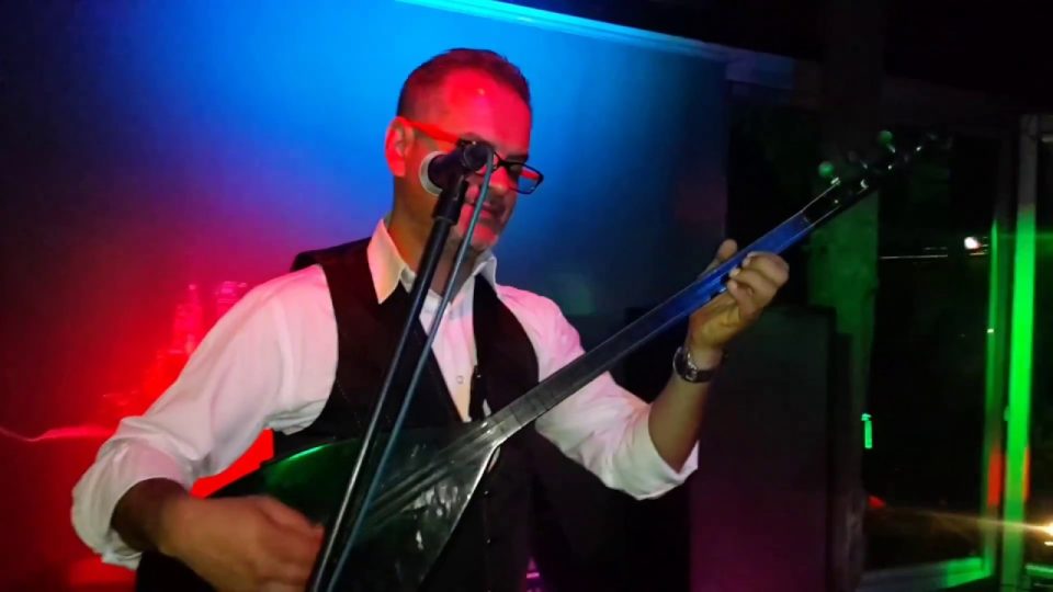 Bilesin - İsmail Söğüt / Yamaç Park Cafe 0 242 248 14 80