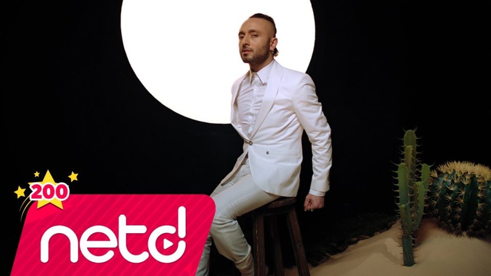Mabel Matiz Öyle Kolaysa Şarkı Sözleri