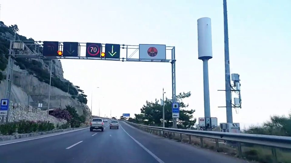 Kemer Antalya Yolu 1/4
