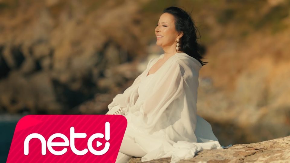Nur Yoldaş - Hoşça Kal Şarkı Sözleri