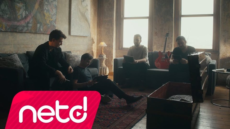Vera - Kir Pas Şarkı Sözleri