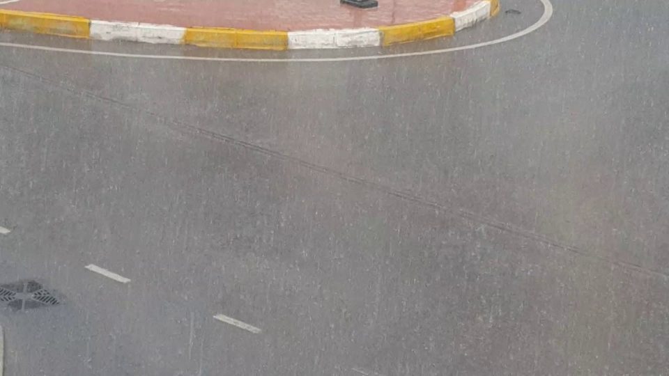 Antalya'da haziran ortasında dolu yağmur fırtına şimşek hepsi bir arada