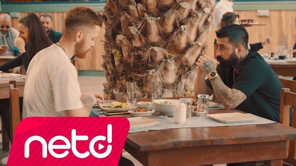 Okan & Volkan - Halden Anlamaz Şarkı Sözleri