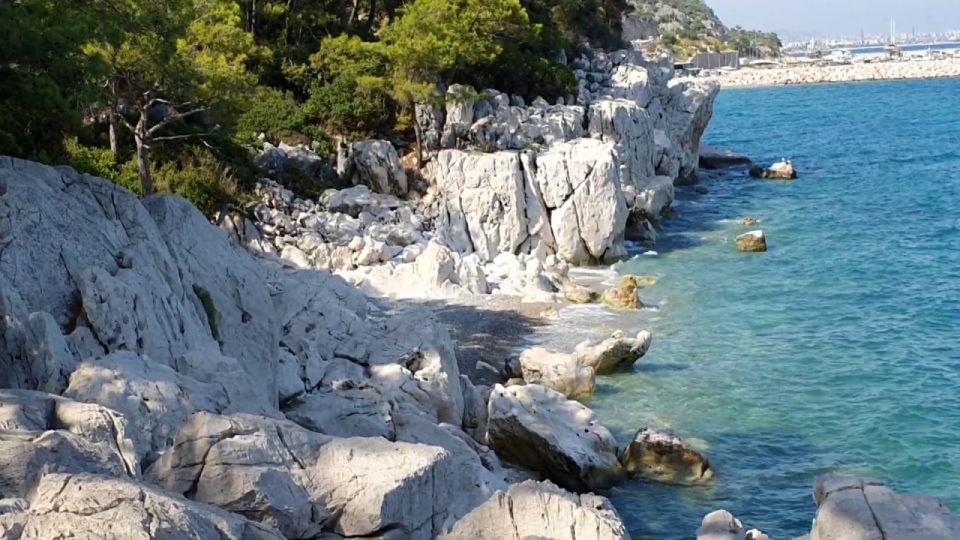 Küçük Çaltıcak Kayalıkları Antalya Deniz Manzarası Doğal Güzellikleri