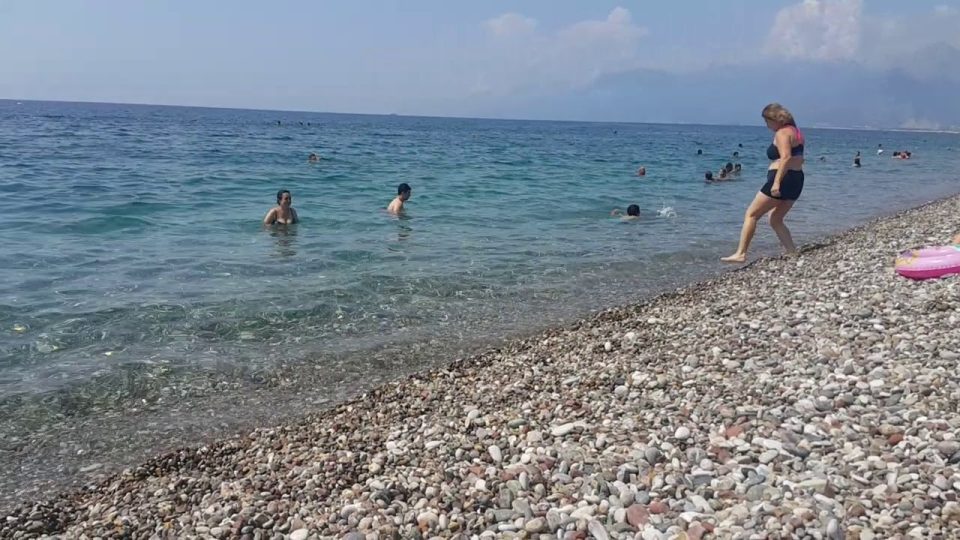 Antalya Deniz Manzarası - Gençlerin ağzı bozuk olmasa daha güzel olurdu