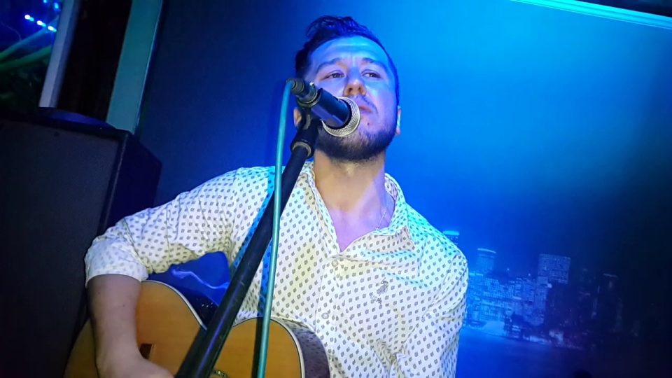 Aşk İle - Kazım Caner Gündoğar - Yamaç Park Cafe - 0242 2481480