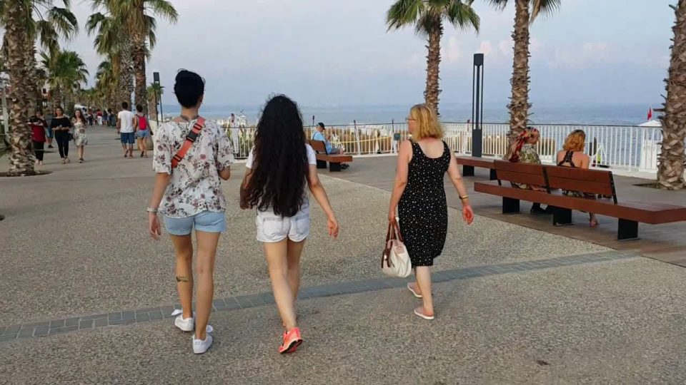 Konyaaltı Sahili Yürüyüş Yolu Antalya Gezi Tatil - 2/8