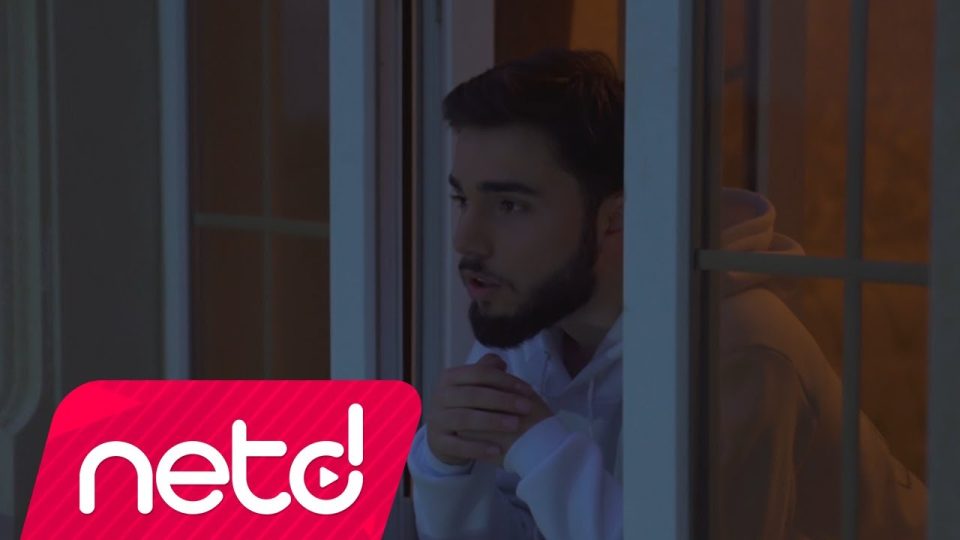 Farid Ali - Tozlu Raf Şarkı Sözleri