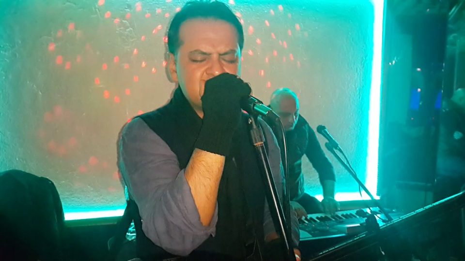 Kara Gözlüm Sevdalanmış - İsmail Söğüt