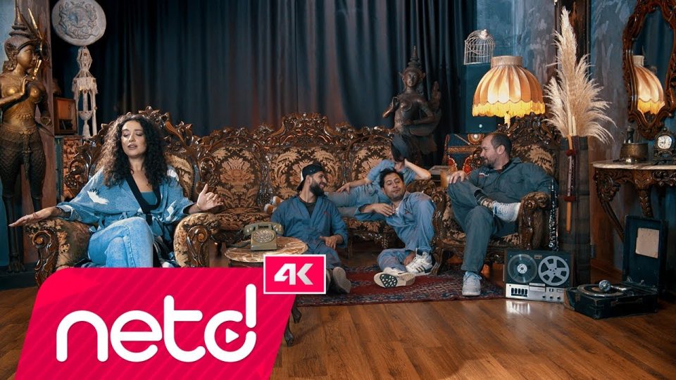 Kolektif İstanbul feat. Melike Şahin - Tadım Tuzum Şarkı Sözleri