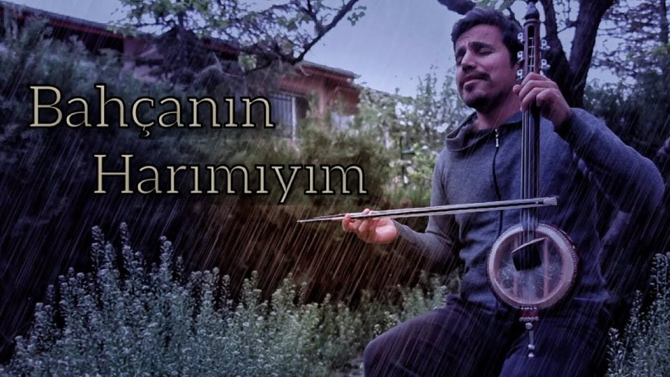 Uğur Önür - Bahçanın Harımıyım Şarkı Sözleri