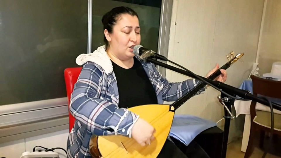 Gözümden Gönlümden Düşen Düşene - Ben Yoruldum Hayat - Antalya Konyaaltı Canlı Müzik Restaurant