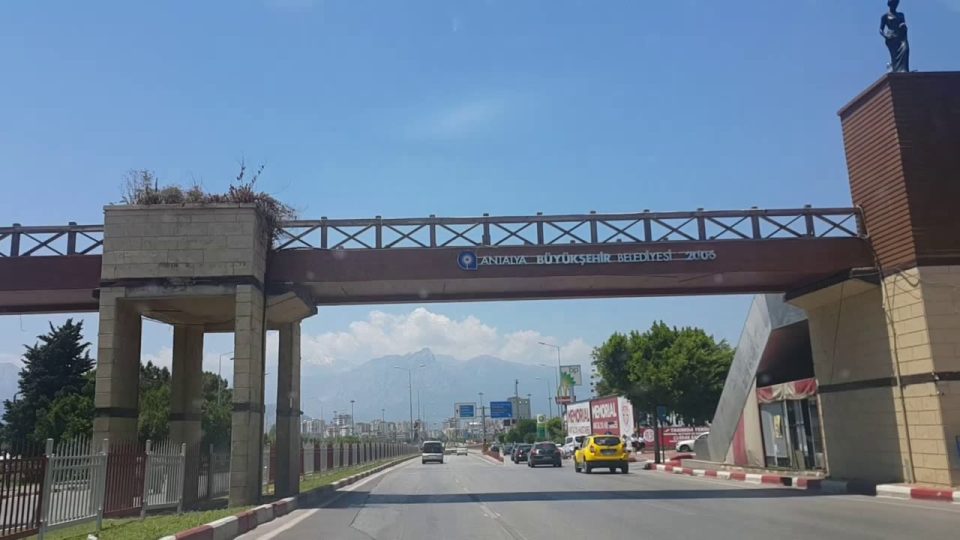 Antalya Şehir Merkezi 100. Yıl Bulvarı Atatürk Bulvarı 2/3