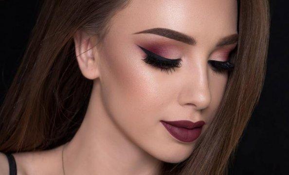 Makyaj stilleri doğal sade mat hafif porselen kalıcı günlük makyaj yapımı