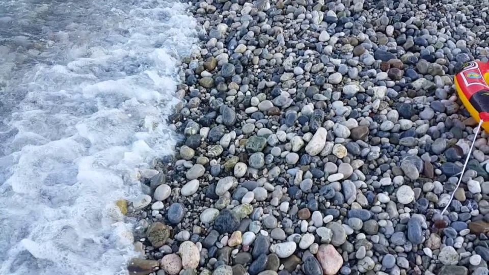 Antalya Plajlarında Yürümek - Denizi Hisset Gezi Tatil Tur 3/4