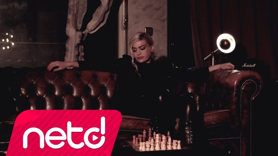 Mehtap Yılmaz - Yıllar Affetmez Şarkı Sözleri