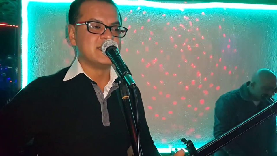Bende Sığar İki Cihan - İsmail Söğüt