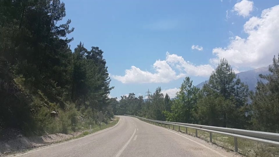 Altınyaka Yolu Antalya Gezilecek Yerler Tatil - 12/12