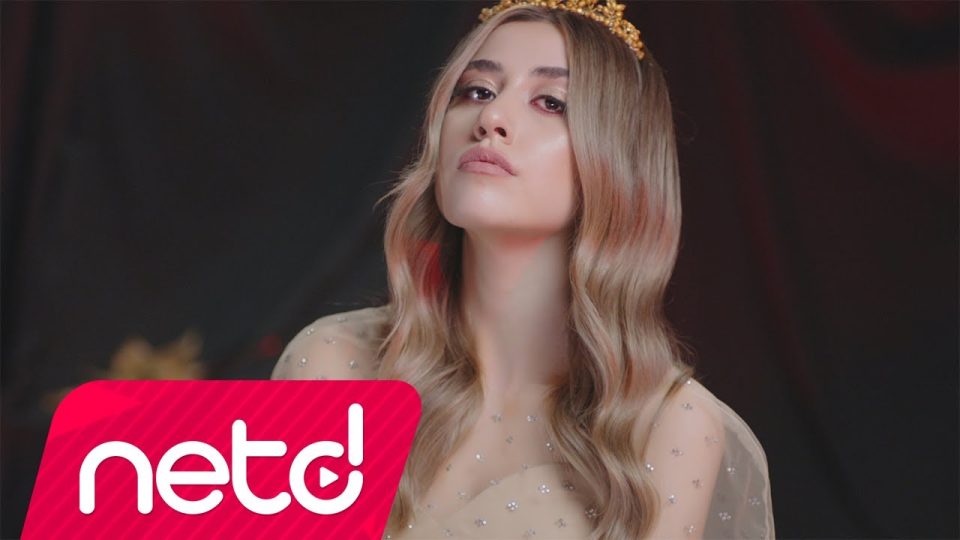 Ece Çevik - Anlasana Şarkı Sözleri
