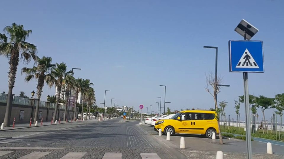 Yeni Konyaaltı Sahil Yolu Antalya Şehir Merkezi 2/5