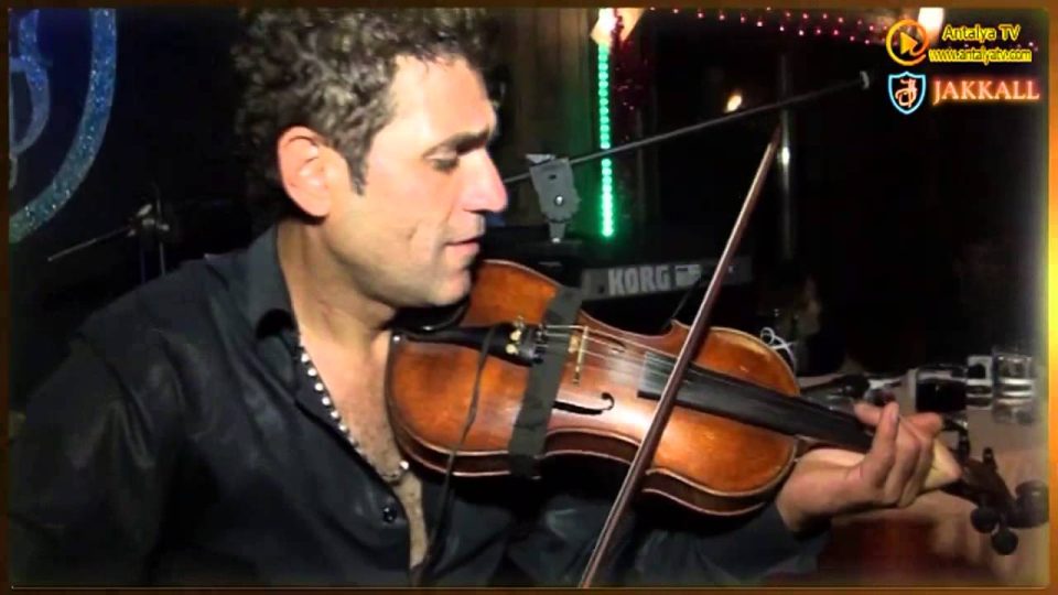 Jakkall Bistro Cafe Bar - Antalya Geceleri Magazin Canlı Müzik Eğlence Mekanları
