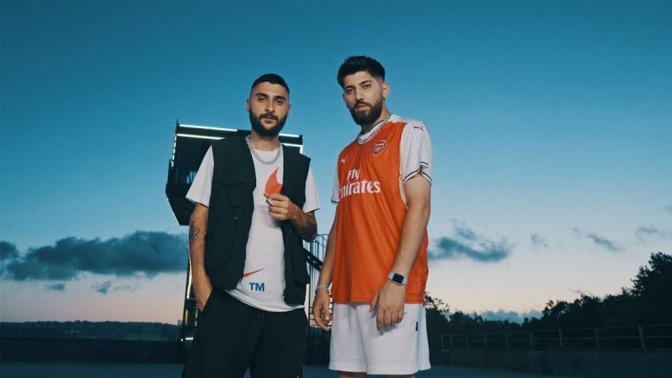 CANBAY & WOLKER - ÇAKI Şarkı Sözleri