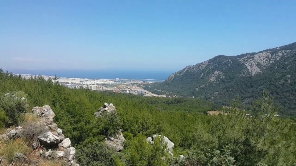 Altınyaka Yolu Antalya Deniz Orman Manzarası Antalya Gezilecek Yerleri Doğal Güzellikleri