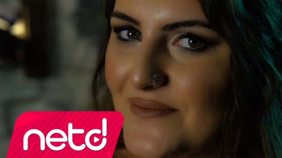 Ebru Gülçiçek - Şemsiye