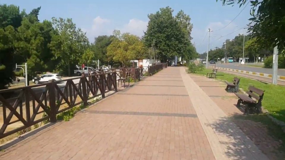Konyaaltı Caddesi Yürüyüş - Antalya Gezi Tatil - 4/9