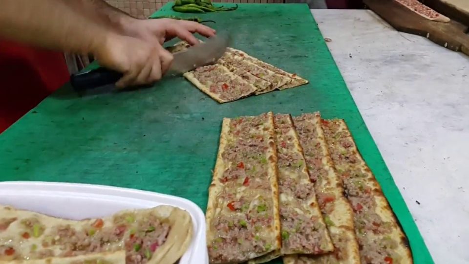 Konyaaltı Paket Servis 0242 2272627 Etli Ekmek yemek siparişi hattı telefon