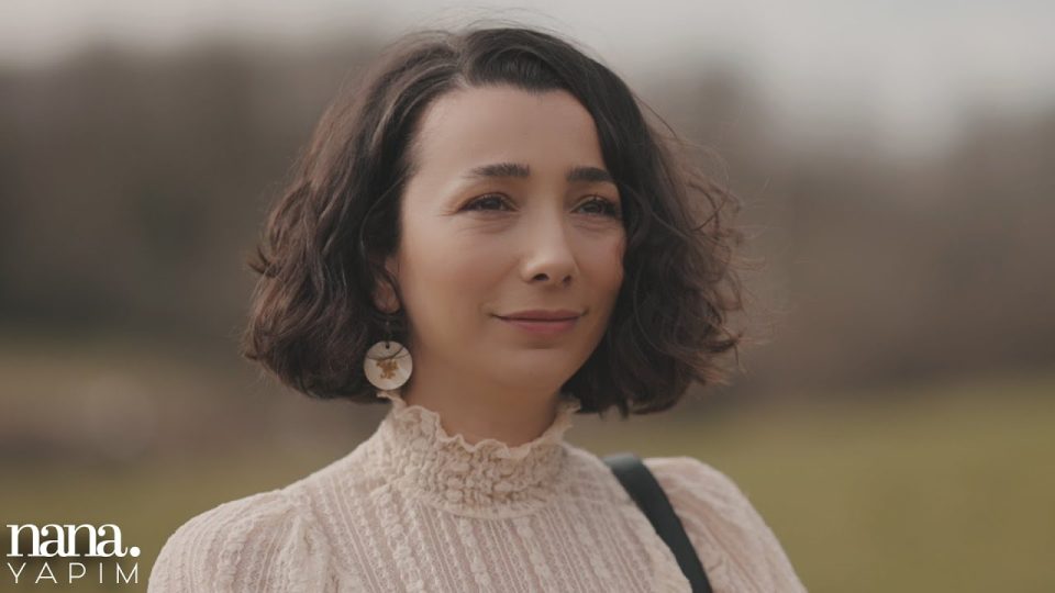 Burcu Yeşilbaş - Gül Solmadan Şarkı Sözleri