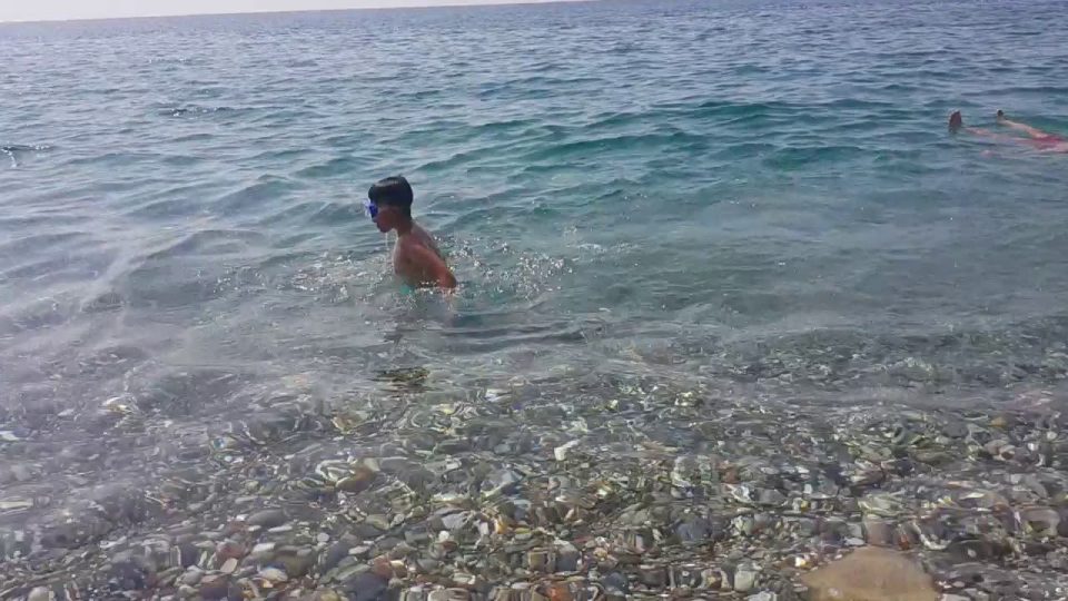 Antalya Beach Park'da Denizin Berrak Görünümü Muhteşem - Antalya Tatil