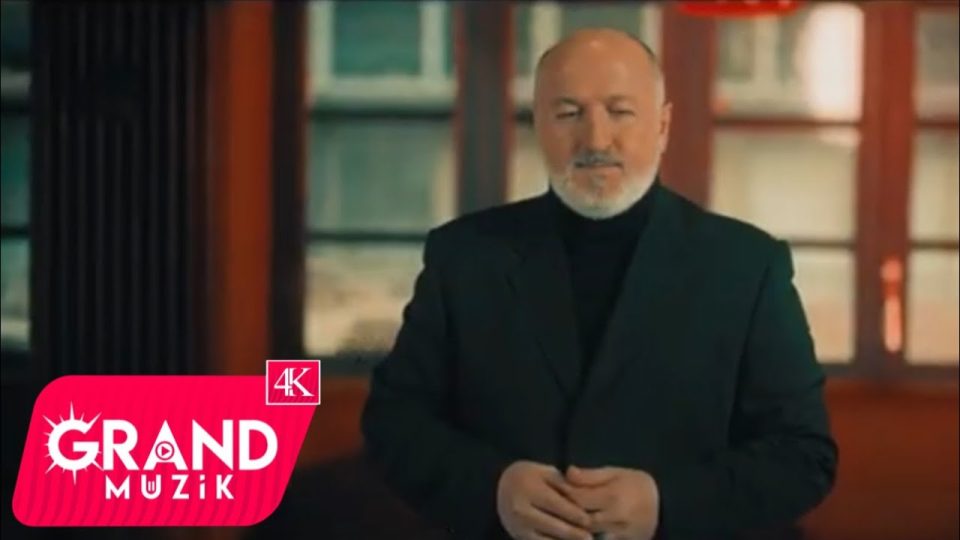 Mürsel Gür - Zamansız Akşamlar ft. Zeynep Nazlı Şarkı Sözleri