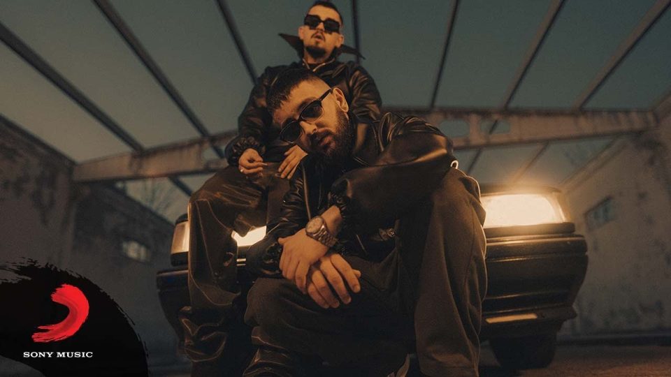 Bekom & Motive - Hotbox Şarkı Sözleri
