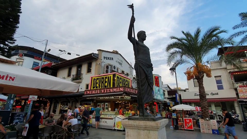 Antalya Kale Kapısı Saat Kulesi Antalya Gezilecek Yerleri