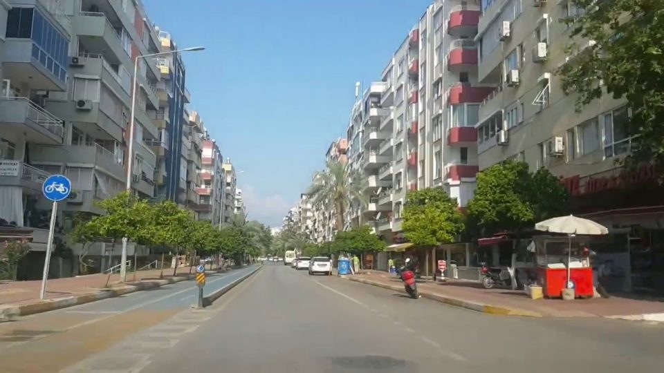 Milli Egemenlik Teomanpaşa Cad. Konyaaltı Beach Park Varyant Yolu 2/8