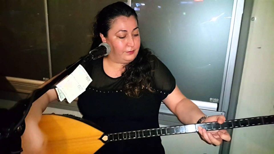 Yalan Dünya - Sevgi Küpür Efem Ocakbaşı Antalya Canlı Müzik Eğlence