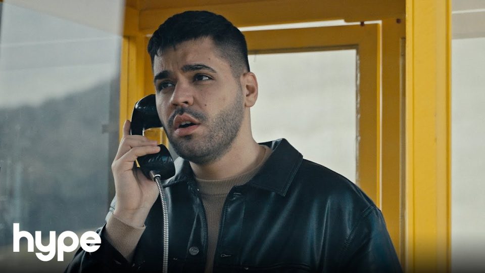 Emir Can İğrek - Felfena Şarkı Sözleri