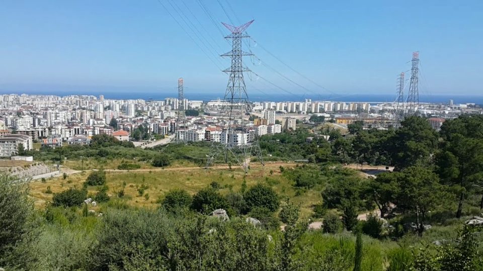 Antalya Şehir Manzarası - Deniz Orman Şehir