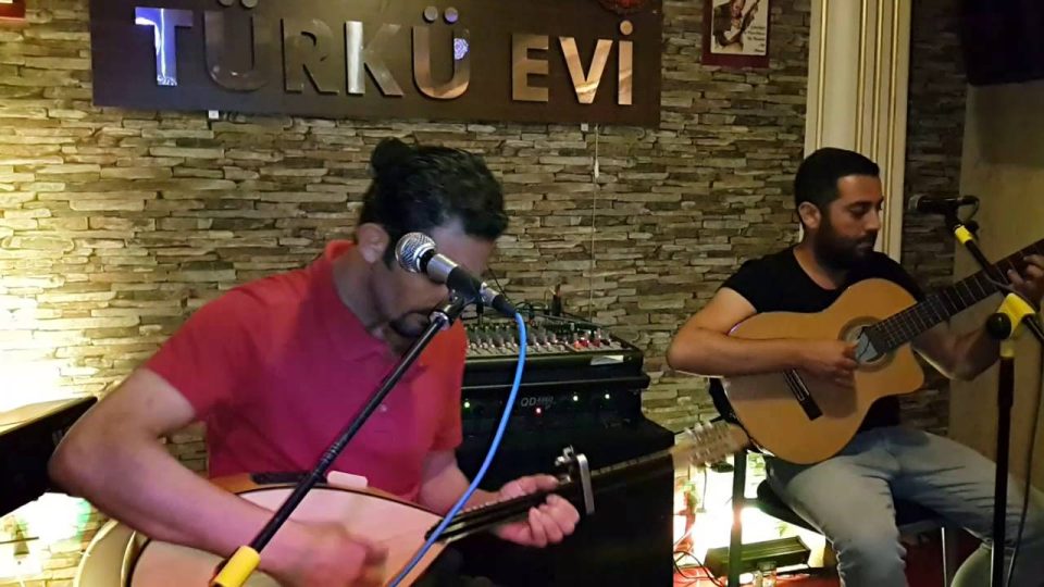 Mecnunum Leylamı Gördüm - Hasan Kal Sıla Türkü Evi Antalya