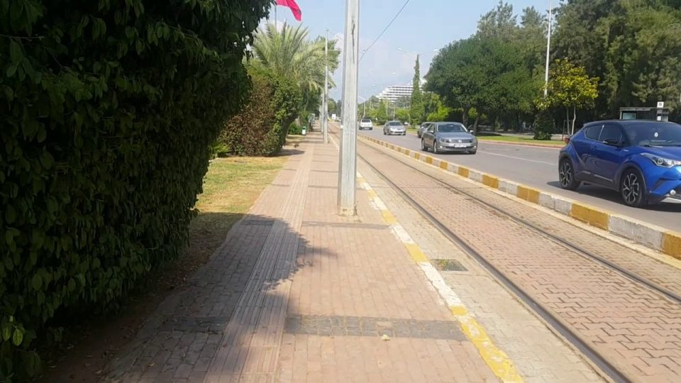 Konyaaltı Caddesi Yürüyüş - Antalya Gezi Tatil - 6/9
