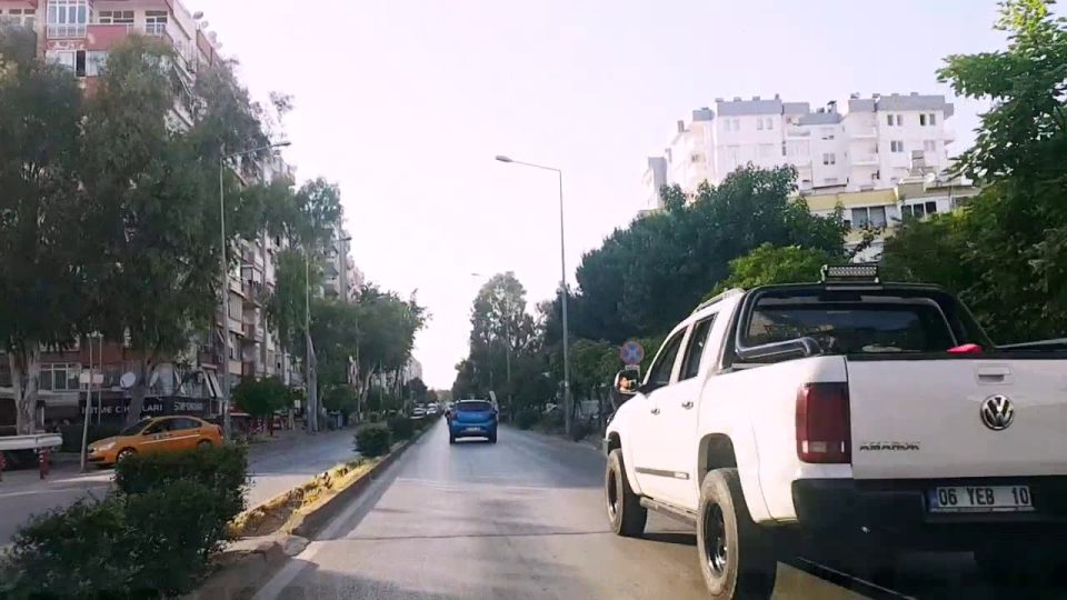 Güllük (Anafartalar) Cd. Vatan Bulvarı Çallı Antalya Şehir Merkezi 3/6