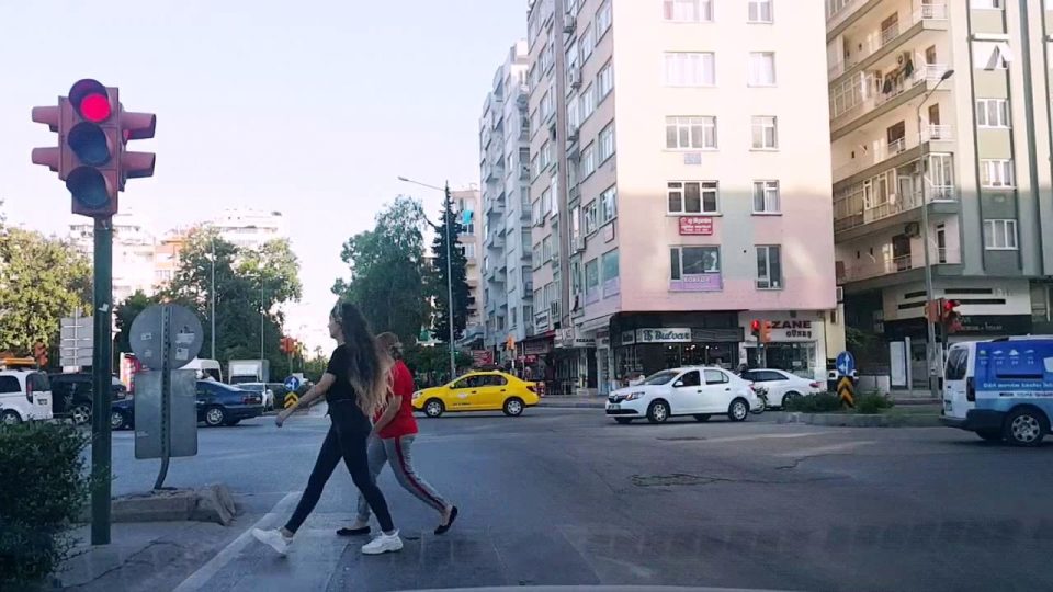 Güllük (Anafartalar) Cd. Vatan Bulvarı Çallı Antalya Şehir Merkezi 6/6
