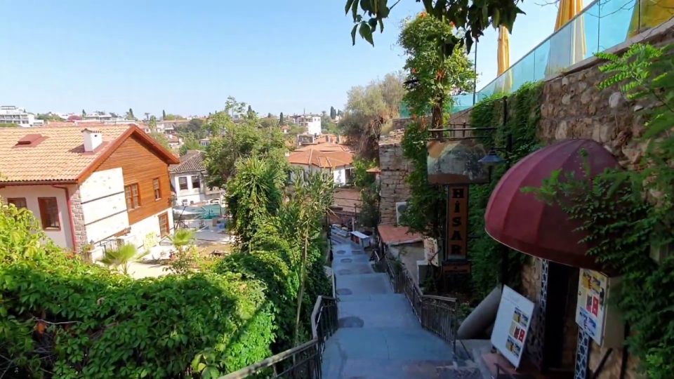 Antalya Cumhuriyet Meydanı - Yat Limanı Arası Yürüyüş - 3/9