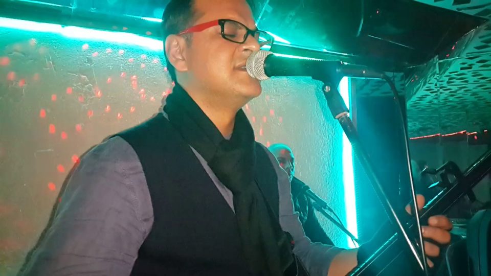 Yüceden Mi Geldin Sen Seher Yeli - İsmail Söğüt